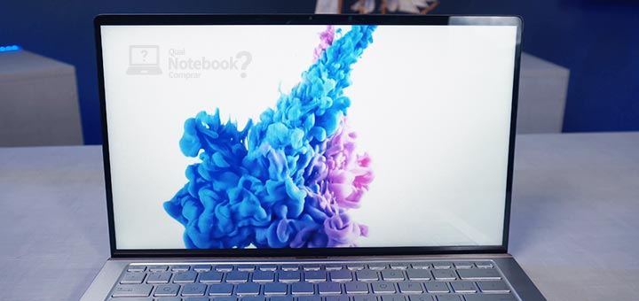 Review ASUS ZenBook 14 X434FAC tela Full HD IPS bordas finas 100 sRGB