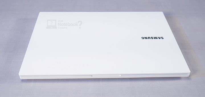 Review Samsung Book E20 design visual acabamento tampa cor branca