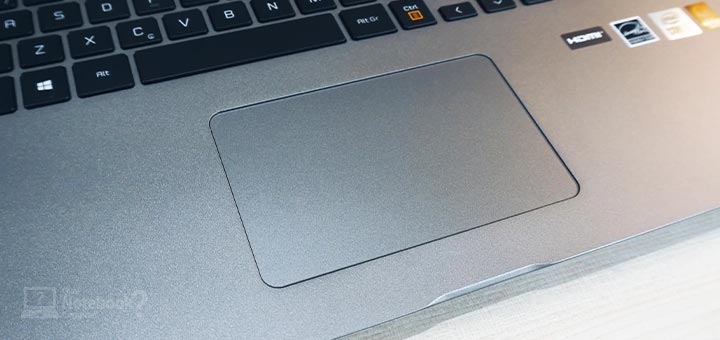 LG Gram touchpad alinhado com o notebook