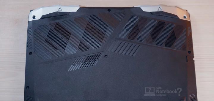 Unboxing notebook Acer Predator Helios 300 PH315-53 saidas de ar