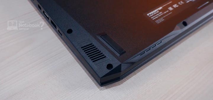review Acer Predator Helios 300 PH315-53 saida de audio alto falante