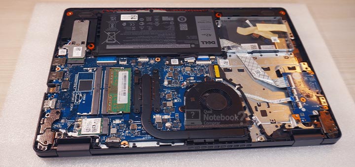Review Dell Inspiron 15 3000 i3501 configuracoes tampa aberta parte interna upgrades melhorias