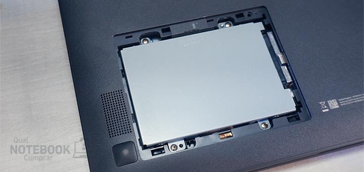 Samsung Galaxy Book2 NP550XED-KS2BR - Portas de acesso rapido para SSD HDD do notebook
