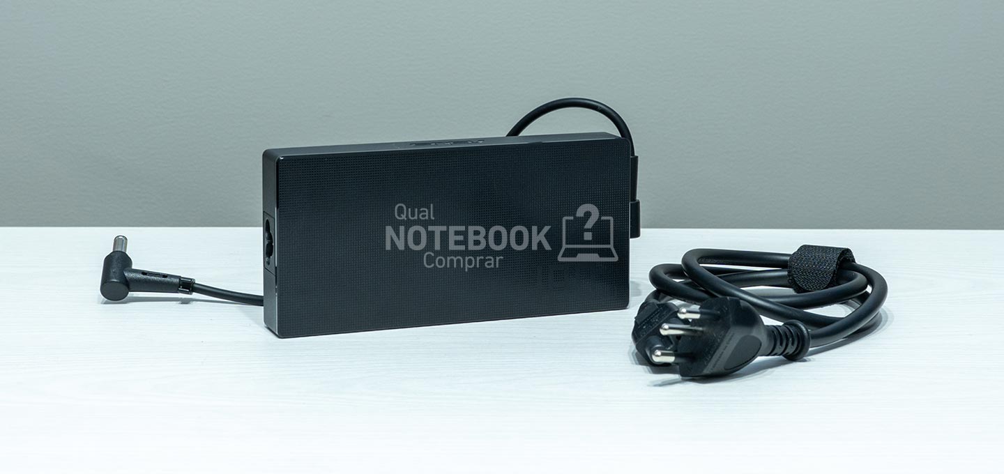 ASUS TUF Gaming A15 FA506NCR-HN088W - Fonte carregador do notebook